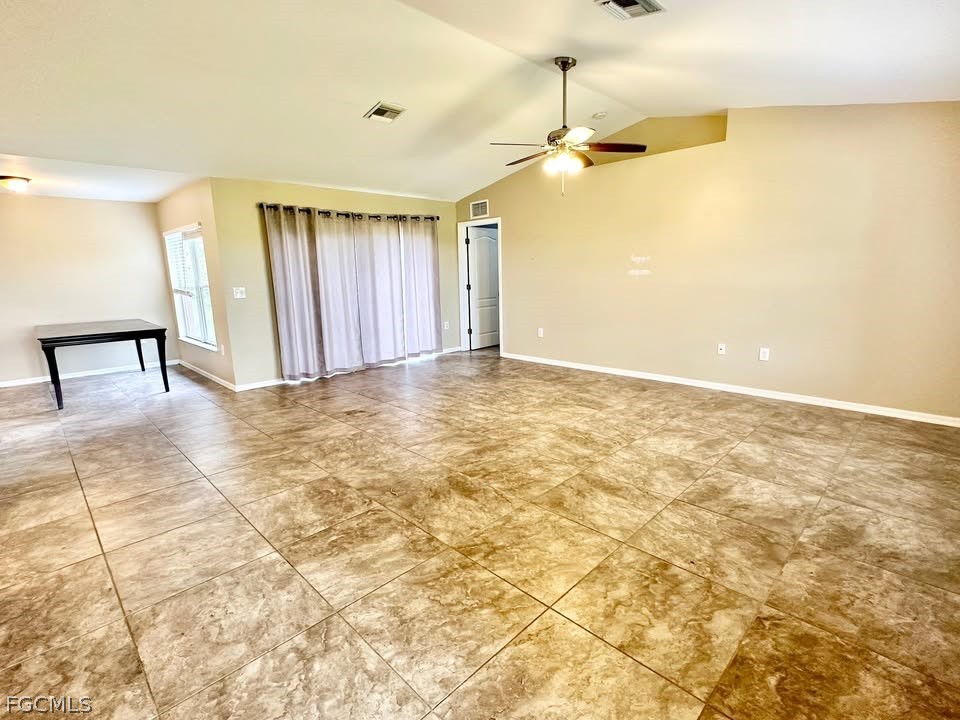 Residential Lease in Cape Coral 3