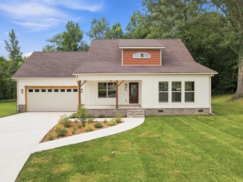 211 Majestic Dr, Decherd, TN, 37324-4052 | Card Image
