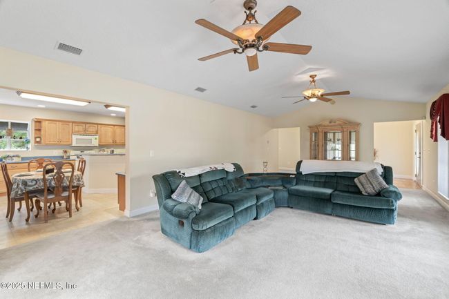 5398 Laurie Ln, House other with 2 bedrooms, 2 bathrooms and null parking in MIDDLEBURG FL | Image 8