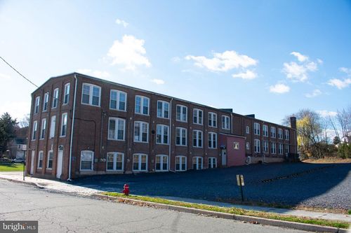 ste-108b-710 Wheatland St, Phoenixville, PA, 19460-3988 | Card Image