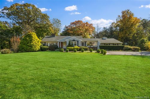 4 Timberline Dr, Huntington, NY, 11743-5145 | Card Image