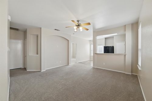 2146 Stonebrook Ln, Mesquite, TX, 75181-5104 | Card Image