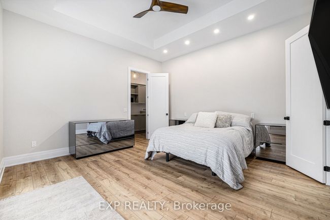 7433 Dwyer Hill Rd, House other with 3 bedrooms, 3 bathrooms and 18 parking in Burritts Rapids ON | Image 16
