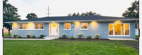 860 S 10th Ave, La Grange, IL, 60525-3062 | Card Image