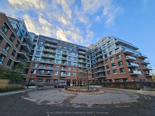 726-11611 Yonge St, Richmond Hill, ON, L4E1G2 | Card Image