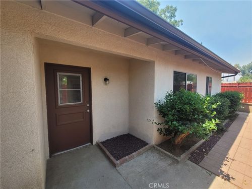 34726 Pecan Ave, Yucaipa, CA, 92399-4221 | Card Image