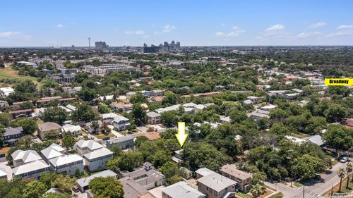 216 Milton St, San Antonio, TX, 78209-6521 | Card Image
