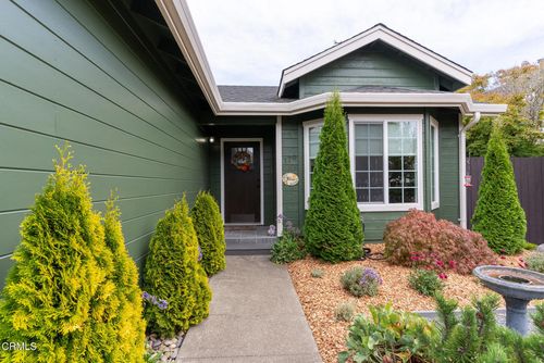 170 Hocker Ln, Fort Bragg, CA, 95437-4042 | Card Image