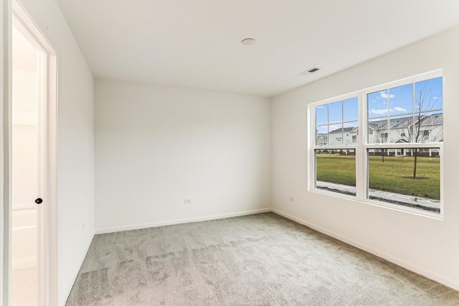 271 Kingsport Dr, Townhouse with 3 bedrooms, 3 bathrooms and 2 parking in South Elgin IL | Image 28