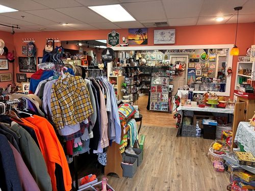 4-6 W Broadway, Derry, NH, 03038-3223 | Card Image
