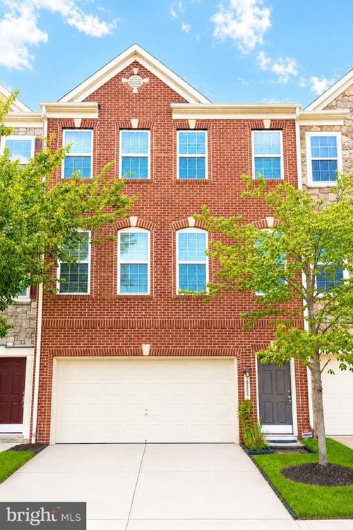 10254 Whitworth Ln, MANASSAS, VA, 20110-2804 | Card Image