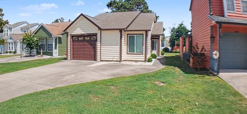 1010 Charles St, North Myrtle Beach, SC, 29582-3355 | Card Image