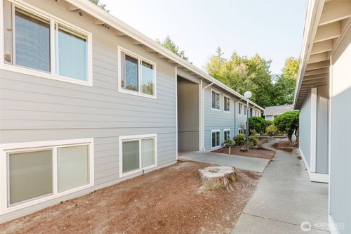 apt-c2-2949 Se Mile Hill Dr, Port Orchard, WA, 98366-2978 | Card Image