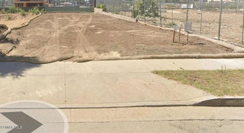 815 Hartzell St, Pacific Palisades, CA, 90272-3817 | Card Image