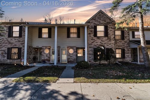 35839 Hunter Ave, Westland, MI, 48185-6669 | Card Image
