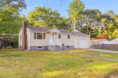 28 Florida Avenue, House other with 2 bedrooms, 1 bathrooms and 3 parking in Coventry RI | Image 2