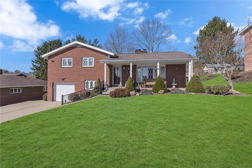 1112 Fairlane Dr, Aliquippa, PA, 15001-1741 | Card Image