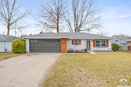 2239 Melholland Rd, Lawrence, KS, 66047-2341 | Card Image