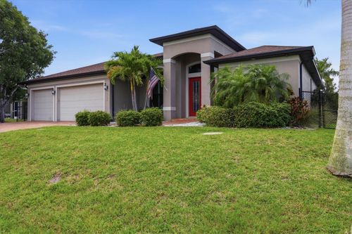 9404 Spring Cir, Port Charlotte, FL, 33981-3136 | Card Image