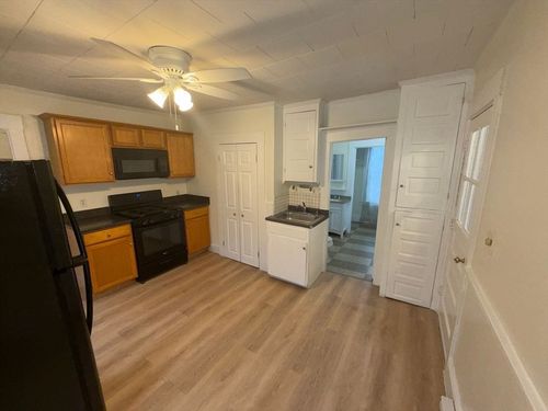 a-36 2nd St, North Andover, MA, 01845-3602 | Card Image