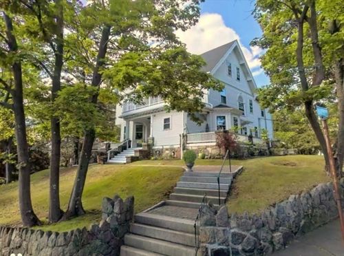 apt-4-28 Columbus Ave, Beverly, MA, 01915-3500 | Card Image