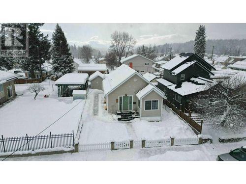 372 Fortier St, Kimberley, BC, V1A1N5 | Card Image