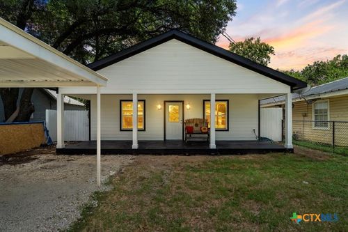 924 E Titus St, Mexia, TX, 76667-8414 | Card Image