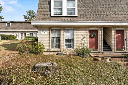 apt-135-2020 Continental Ave, TALLAHASSEE, FL, 32304-1705 | Card Image