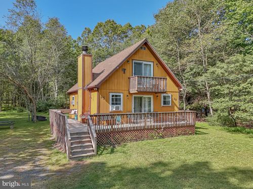 35 Tennyson Cir, Albrightsville, PA, 18210 | Card Image