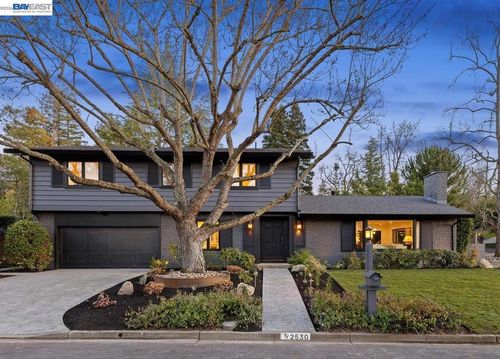 2530 2530 Roundhill Dr, Alamo, CA, 94507 | Card Image