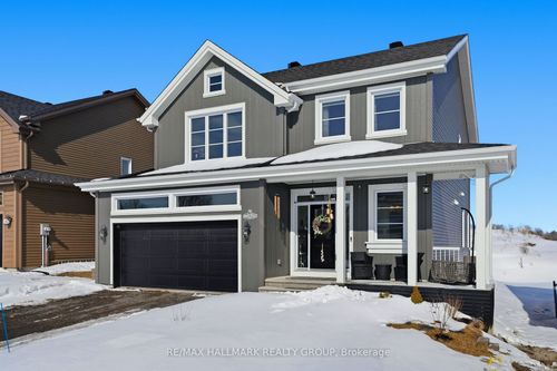 3 Arber St, Vankleek Hill, ON, K0B1R0 | Card Image