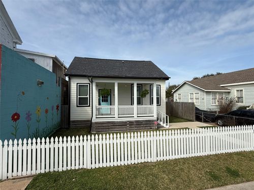 3424 Avenue N, Galveston, TX, 77550-6707 | Card Image