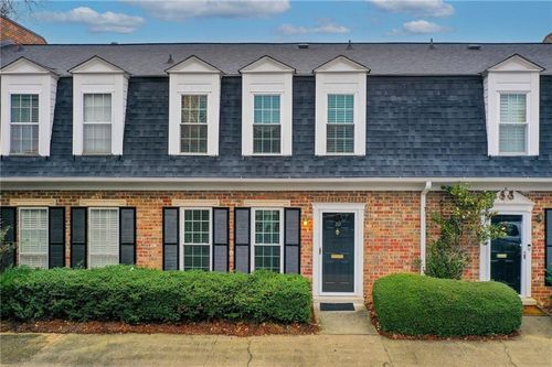 10 Market Square Pl Nw, Atlanta, GA, 30318-1428 | Card Image