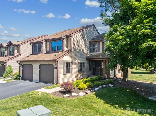 82-82 Bayberry Dr, Somerset, NJ, 08873-4211 | Card Image
