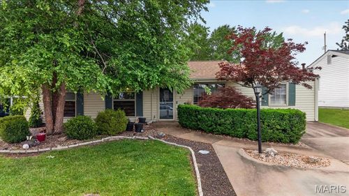 858 Morningside Ln, Arnold, MO, 63010-2209 | Card Image