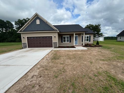 200 Budd Godwin Lane, Dunn, NC, 28334 | Card Image
