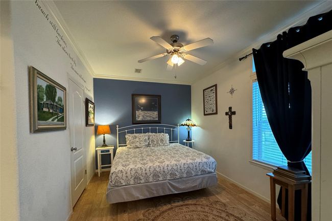 2021 Vista Dr, House other with 2 bedrooms, 2 bathrooms and 3 parking in Crystal Beach TX | Image 26