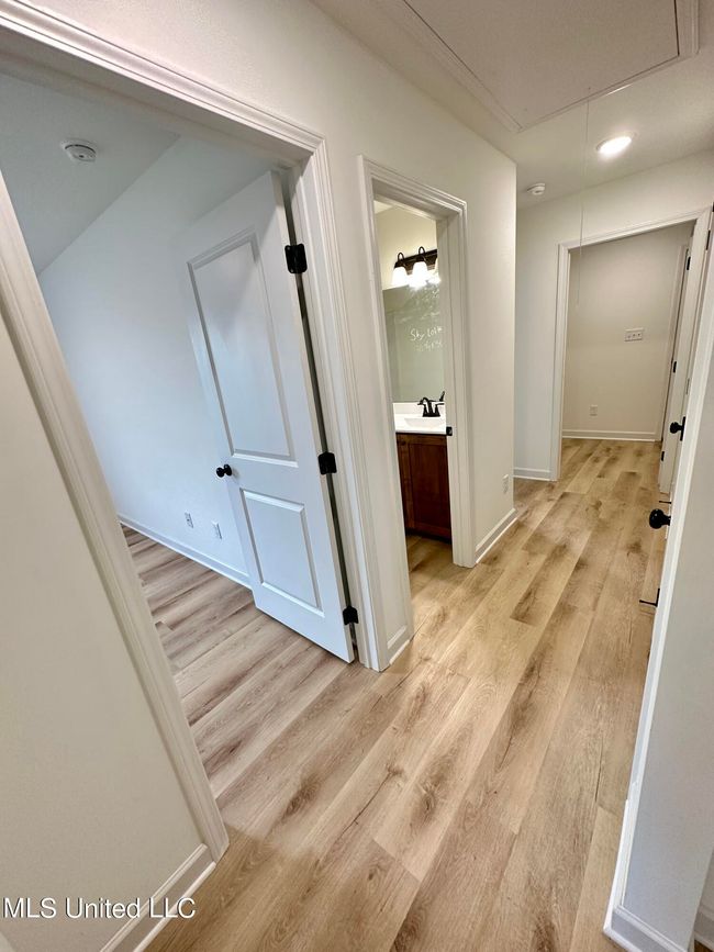 Hallway | Image 22