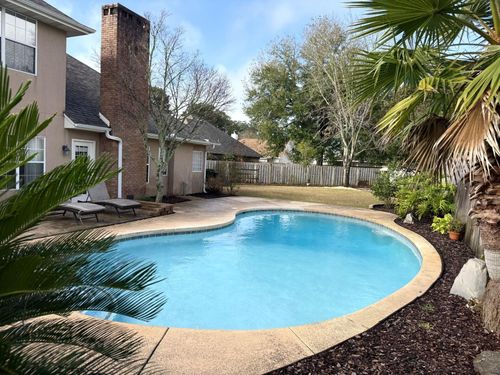 1765 Bridgeport Colony Ln, Fort Walton Beach, FL, 32547-5714 | Card Image