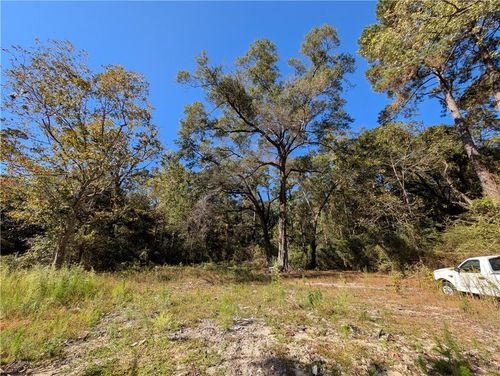 210 Galatas Rd, Madisonville, LA, 70447-9518 | Card Image