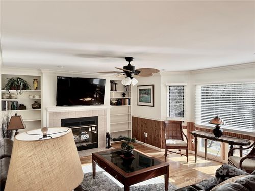 c601-111 Burning Tree Ln, Flat Rock, NC, 28731-9465 | Card Image