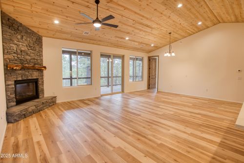 3360 W Mariposa Ln, Show Low, AZ, 85901-7801 | Card Image
