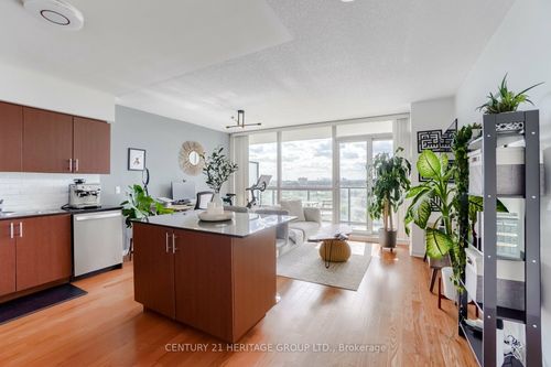 1503-15 Legion Rd, Etobicoke, ON, M8V0A9 | Card Image