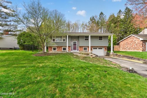 3 Woodside Ct, Wynantskill, NY, 12198-7949 | Card Image