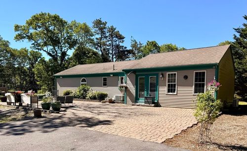 12 Oxbow Rd, Teaticket, MA, 02536-5103 | Card Image