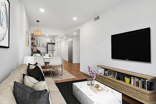 4-128 Union St, Brooklyn, NY, 11231-3130 | Card Image