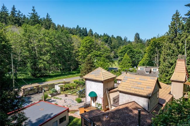 2610 Crowsnest Dr, House other with 4 bedrooms, 4 bathrooms and 7 parking in Pender Island BC | Image 4