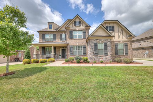 6689 Edgemore Dr, College Grove, TN, 37046-1471 | Card Image