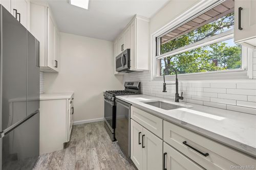 2nd-floor-82-63 Langdale Street, New York, NY, 11040 | Card Image