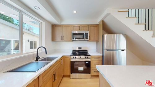 6445 Satsuma Avenue, North Hollywood, CA, 91606 | Card Image